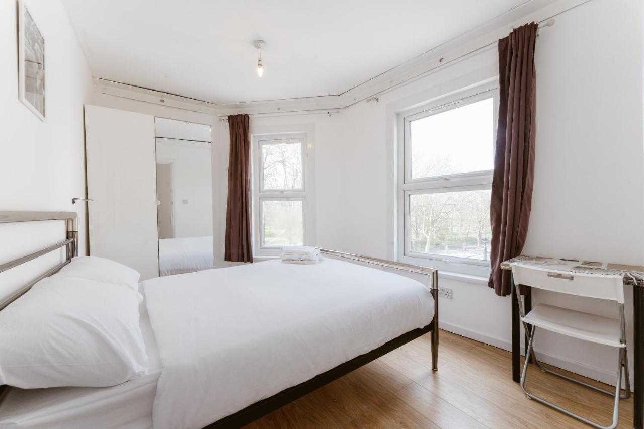 Mile End Double Rooms 27 Guest House Лондон Екстериор снимка