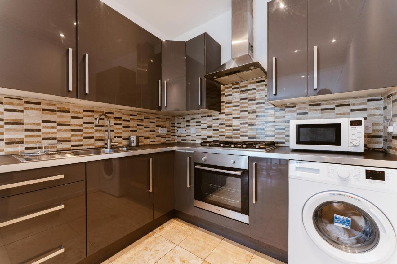 Mile End Double Rooms 27 Guest House Лондон Екстериор снимка