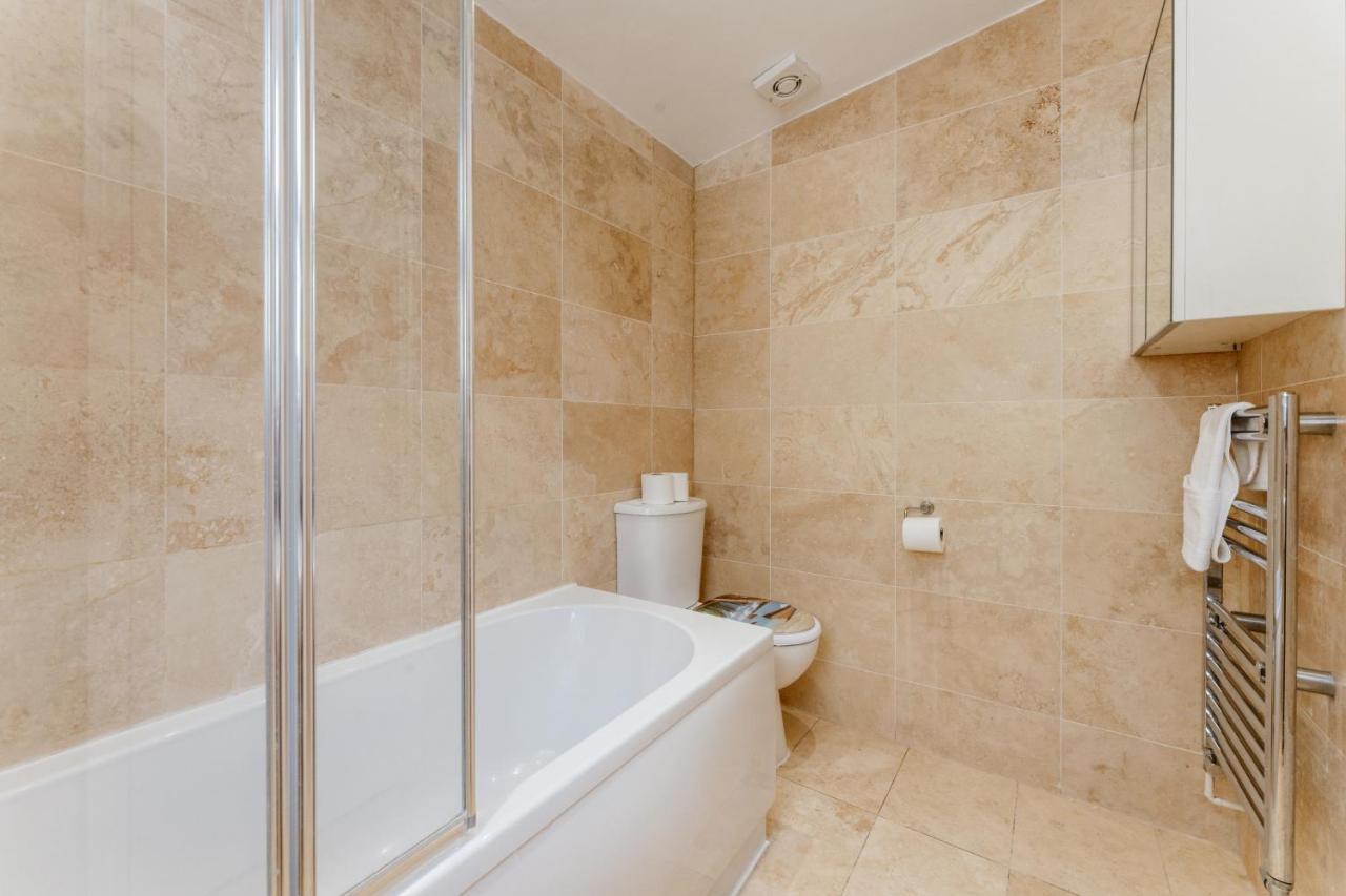 Mile End Double Rooms 27 Guest House Лондон Екстериор снимка